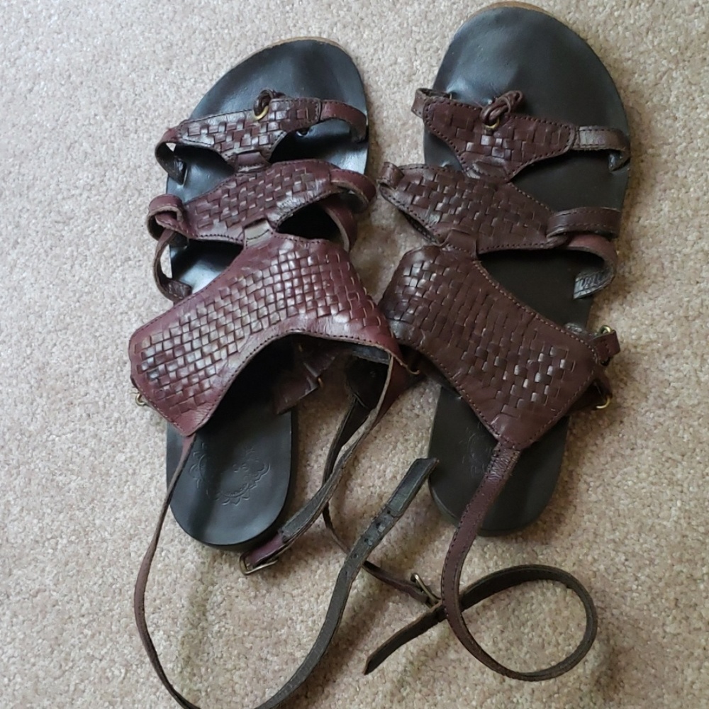 Ecote lattice brown sandals size 8